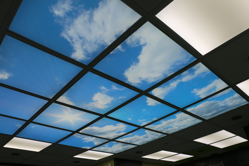 Réalisation plafond lumineux LED — îlot 16 dalles ciel